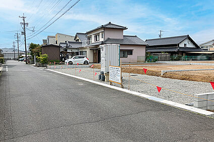 5号地 前面道路含む現地写真