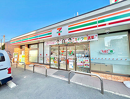 セブン-イレブン 熊本競輪場通り店 約550m