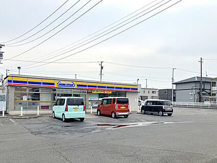 ミニストップ鈴鹿野町店 約460m