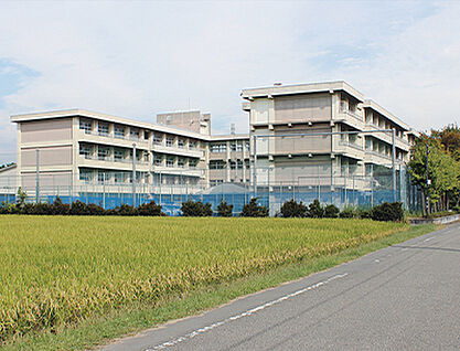 高崎市立大類中学校 約1650m