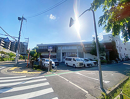 認定こども園せんりひじり幼稚園 約630m
