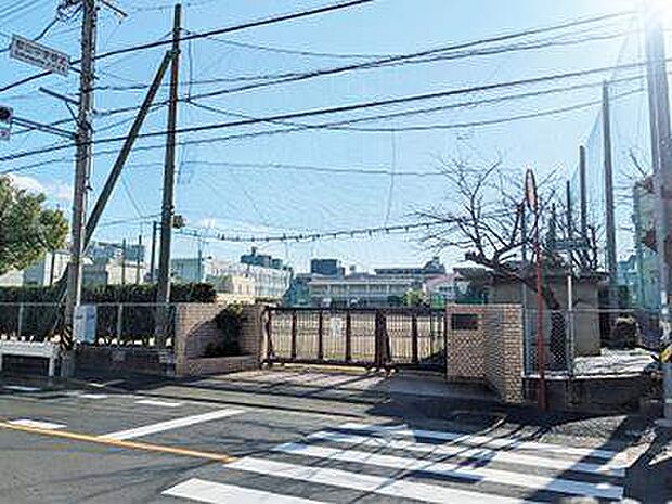 桜山中学校