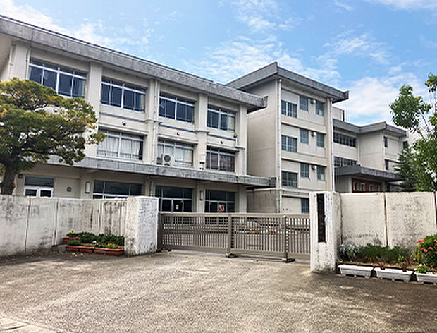鼓ヶ浦中学校