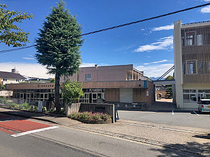 長野市立東部中学校 約560m