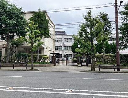 京都市立岡崎中学校 約400m