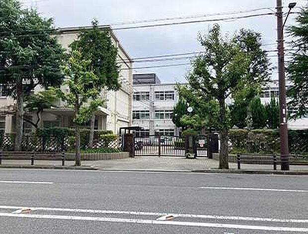 京都市立岡崎中学校