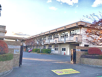 天川小学校 約1010m
