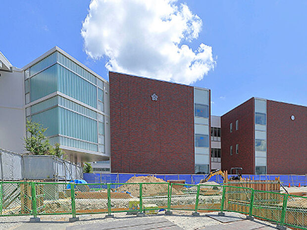 川上小学校