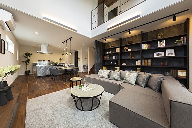 【No.36】リビング
現地モデルハウス公開中！
インテリアコーディネーターが選定した、暮らしが見える家具付きでご体感&購入が可能です♪