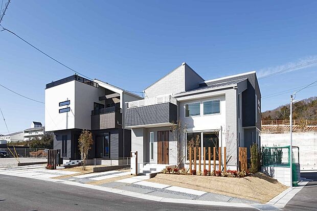 【レジデンススタイルのシックな外観も。】※当社施工例