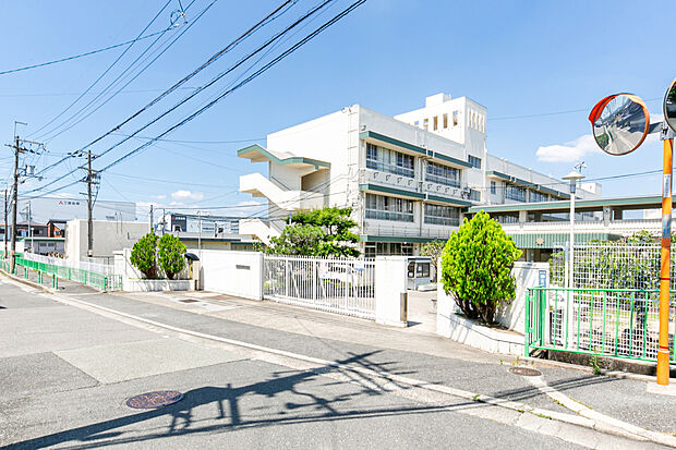 茨木市立郡小学校
