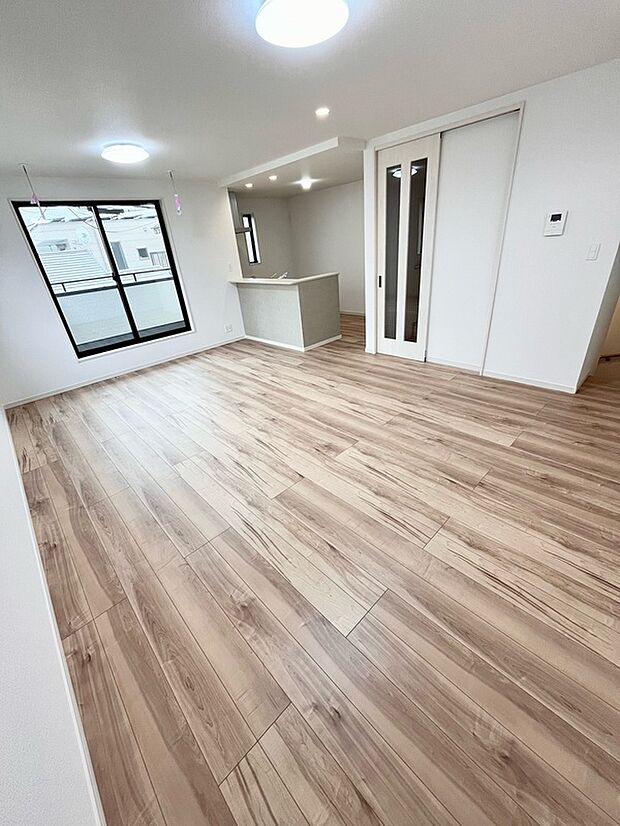 【LDK(2号棟)】LDK18.62帖、カウンターキッチン