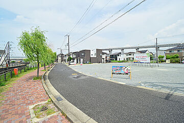 【ヤング開発】ローズビレッジ野口坂元北III その他