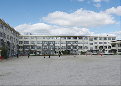 福岡市立「若宮」小学校 850m