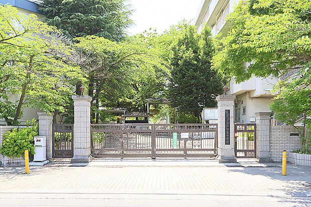 田島中学校（現地より徒歩18分）