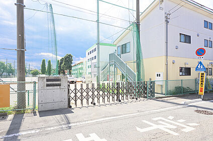 水谷小学校（現地より徒歩8分） 約640m