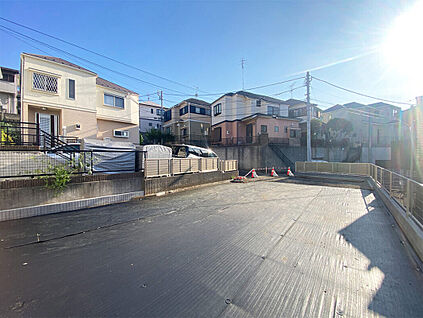 南側に開けた、 陽光あふれるゆとりの敷地