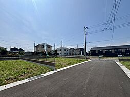 群馬県伊勢崎市三室町4332番5、他