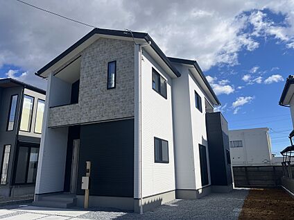 【2号棟　外観】