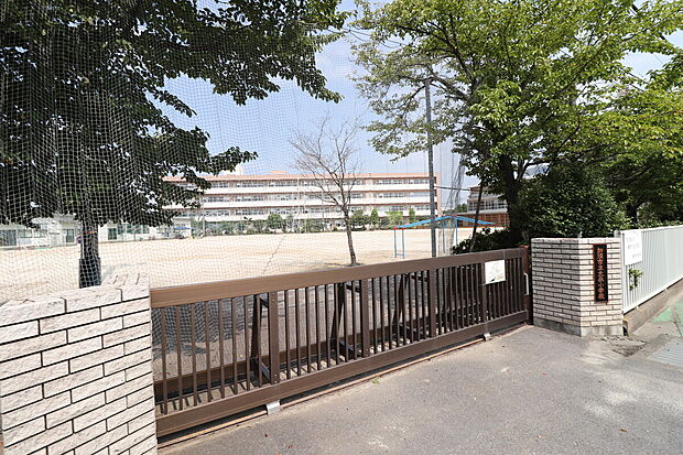 加須市立大桑小学校(約600m)