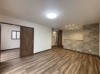 【３号棟　LDK】