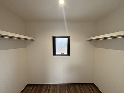 【３号棟　主寝室WIC】