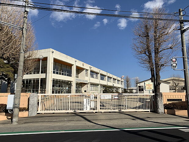 伊勢崎市立茂呂小学校(約1,800m)