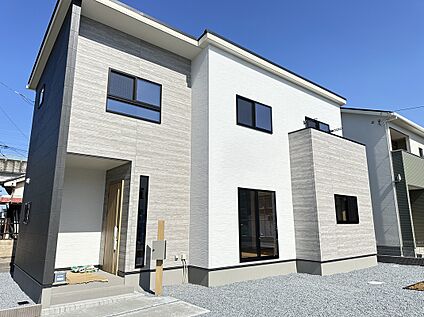 【2号棟　現地外観】