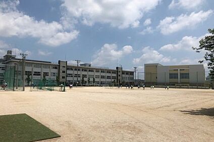 宇都宮市立陽西中学校 徒歩2200m