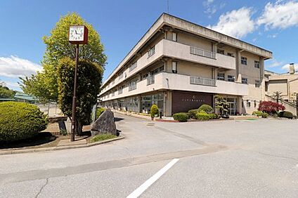 小山市立間々田中学校 徒歩950m