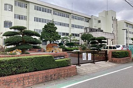 土浦市立土浦第三中学校 徒歩1000m