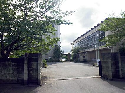 行田市立南小学校 徒歩350m
