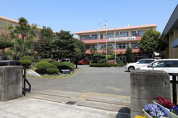 鴻巣市立鴻巣中学校