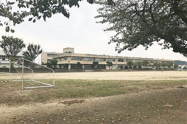 伊勢崎市立殖蓮中学校