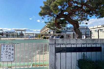 伊勢崎市立殖蓮小学校 徒歩1200m