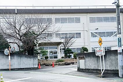 高崎市立吉井小学校 徒歩1000m