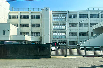 土浦市立土浦第二中学校 徒歩1500m