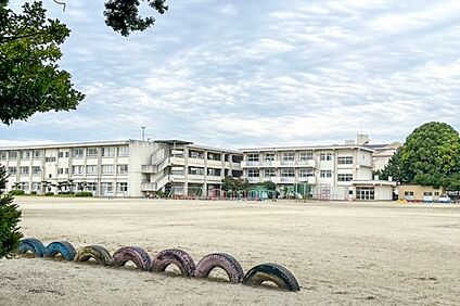 前橋市立広瀬小学校 徒歩250m