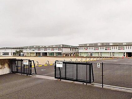 高崎市立桜山小学校 徒歩900m