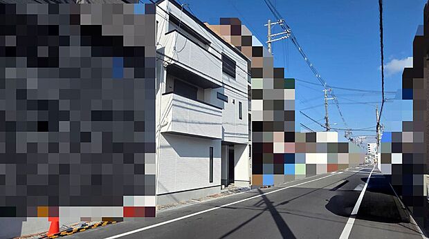 【【現地写真】】徒歩7分圏内に、小・中学校の教育施設が揃っています。のびのびと遊べる公園も複数点在しているため、子育て世帯にもおすすめの住環境です。