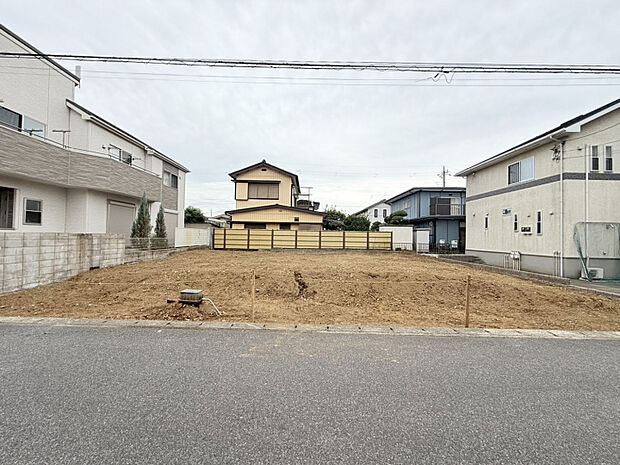 【2026.9.4 販売現地】 全2家族の新たなコミュニティ!全棟土間収納・WIC付き◎収納豊富な2階建・3LDK~4LDKの新築戸建。千葉都市モノレール「千城台」駅まで徒歩6分の立地です。
