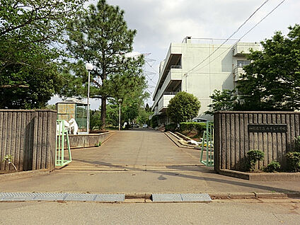 四街道市立みそら小学校 401m
