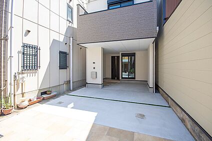 【本分譲地に建築可能な建物プラン例】