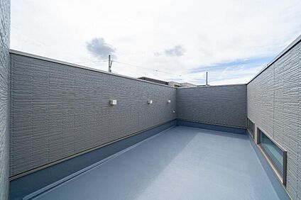 【本分譲地に建築可能な建物プラン例】
