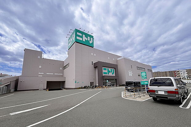 ニトリ 豊中三国店