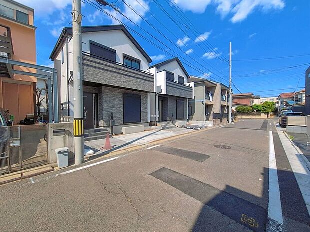前面道路を含む現地写真/A号棟