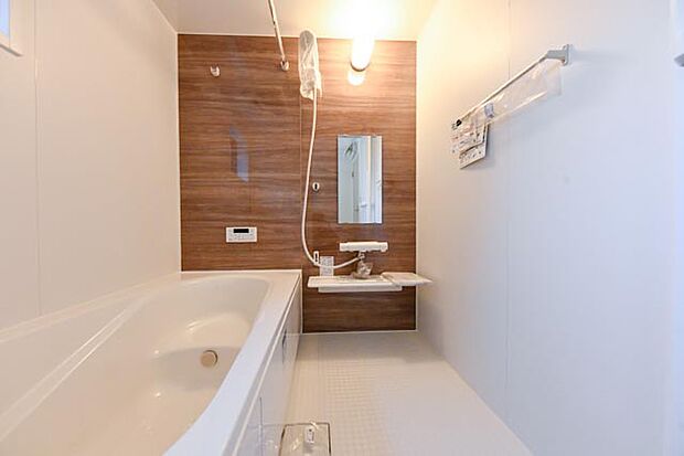 【浴室】浴室暖房乾燥機つきの浴室