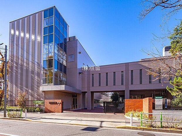 練馬区立富士見台小学校(約778m)