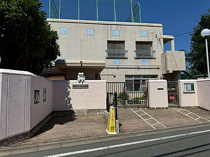 土支田保育園 376m