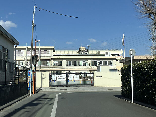 市立小平第十一小学校（約960m）